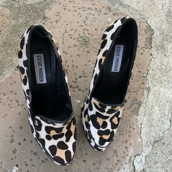 STEVE MADDEN CHEETAH PRINT WEDGES - Picture 3 of 4